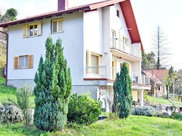 Kuća Podsljeme od 300m2 na 1150m2 okućnice