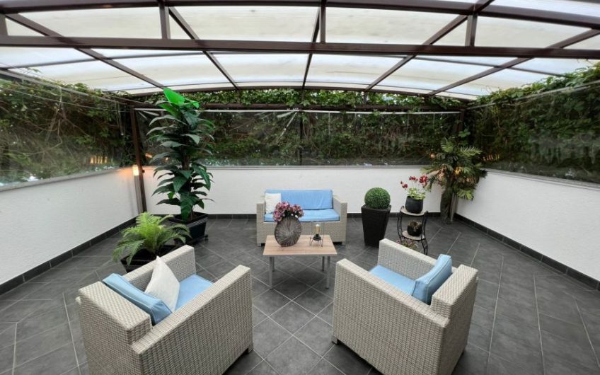 Stan u Brazilskoj ulici – Gajnice, 144.00 m2 sa garažom i spremištima