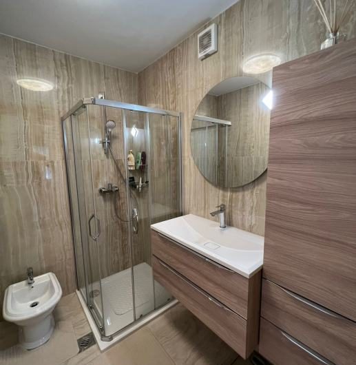 Stan u Brazilskoj ulici – Gajnice, 144.00 m2 sa garažom i spremištima