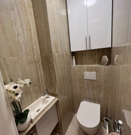 Stan u Brazilskoj ulici – Gajnice, 144.00 m2 sa garažom i spremištima