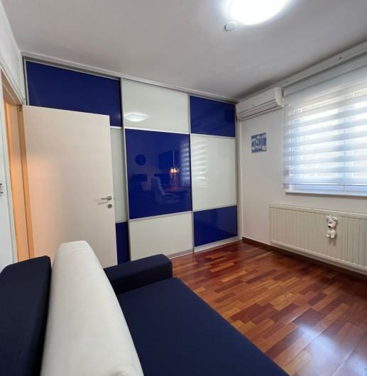 Stan u Brazilskoj ulici – Gajnice, 144.00 m2 sa garažom i spremištima
