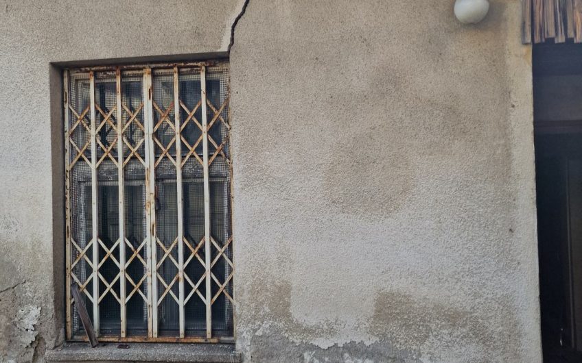 Črnomerec, Kuća 160.00 m2 sa garažom